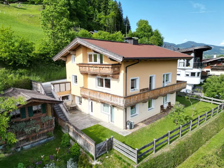Großzügige Dachgeschoßwohnung am Sonnhang
