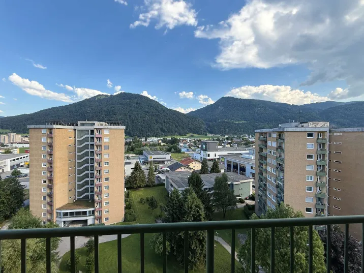 Dachgeschosswohnung in zentraler Sonnenlage