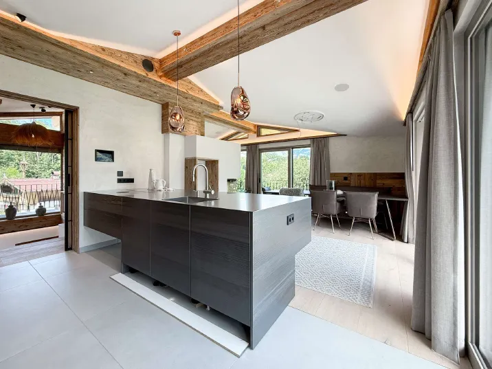 Großzügiges Einfamilienhaus mit Kaiserblick und genehmigtem Bescheid