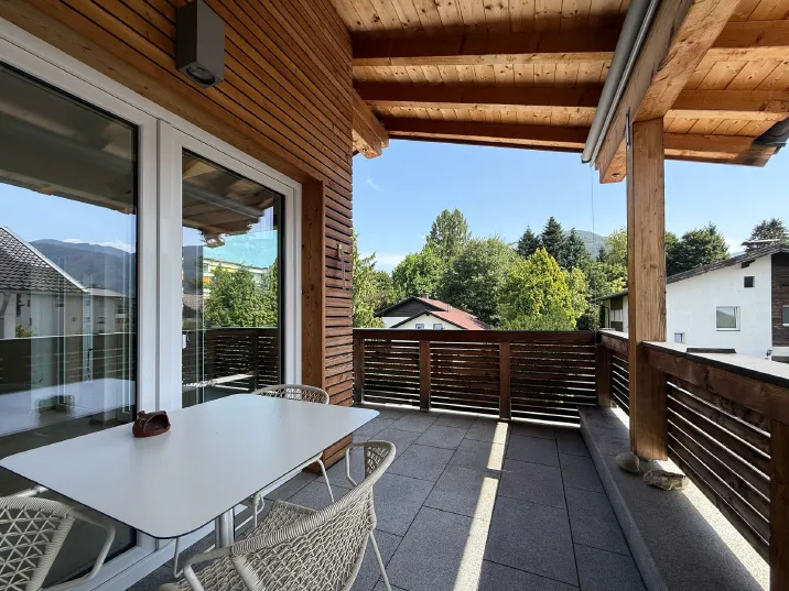 Ruhige und zentrale Dachgeschoßwohnung mit Sonnenterrasse