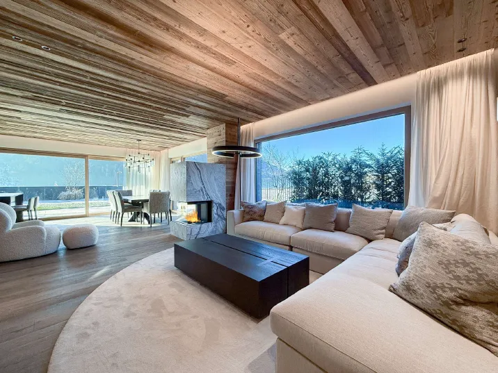 Sonnenverwöhntes Neubau-Chalet mit Fernblick