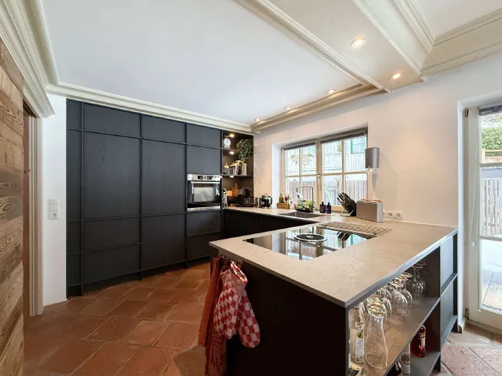 Großzügiges Doppelhaus mit Blick ins Grüne