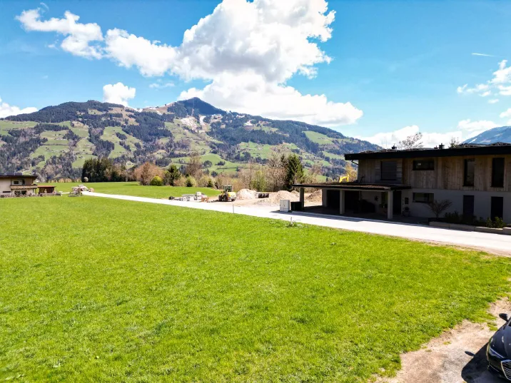 Grundstück auf sonnigem Hochplateau