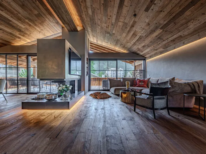 Erstbezugs - Luxus Chalet mit Indoorpool