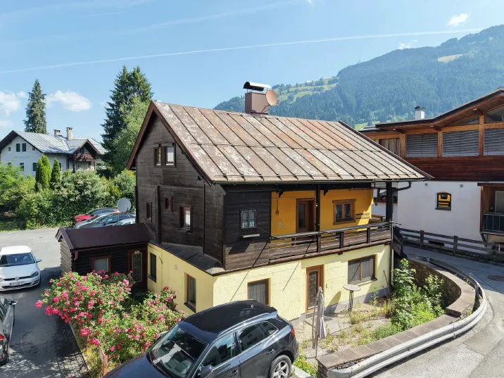 Projektiertes Einfamilienhaus mit Altbestand in Zentrumsnähe