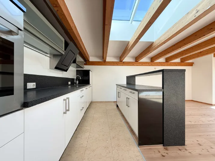 Zentrale 4-Zimmerwohnung mit Sonnenterrasse